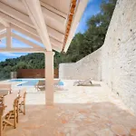 Villa Theview